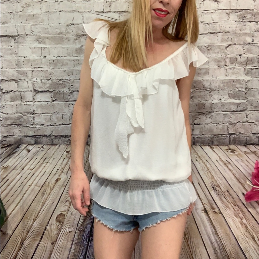 ‼️Hypnotized White Crape Ruffle Top Size Large‼️ - Picture 6 of 8